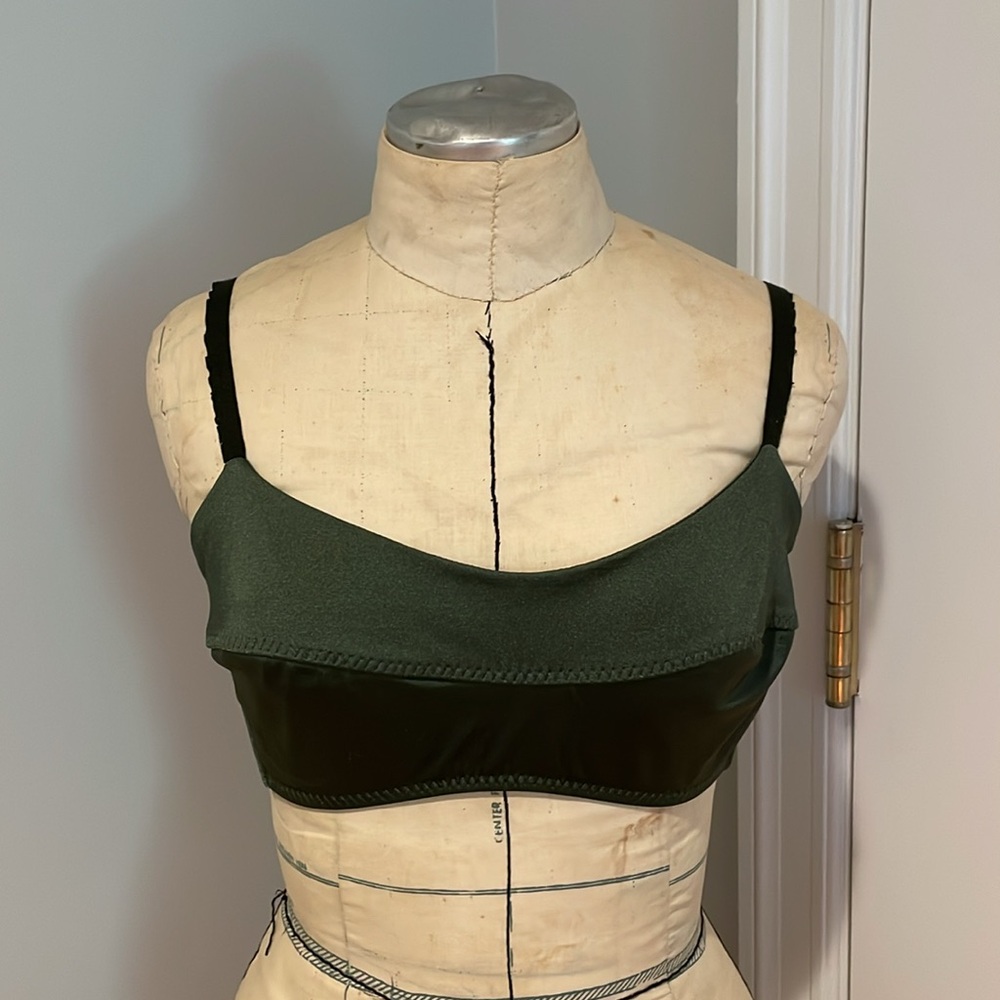 Malia Mills Green Khaki Bikini Top Size Medium